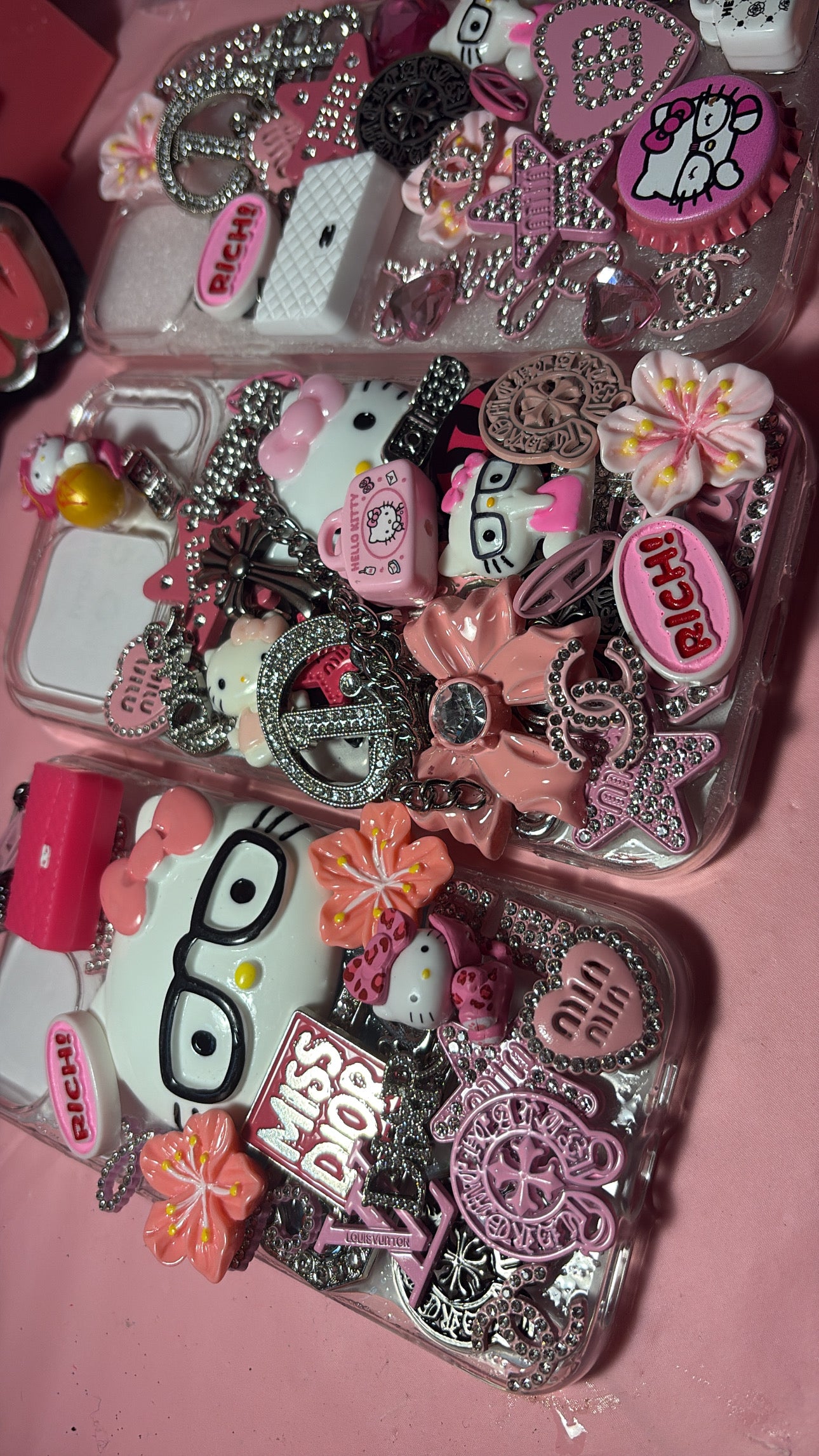 3D Stacked Junk Case