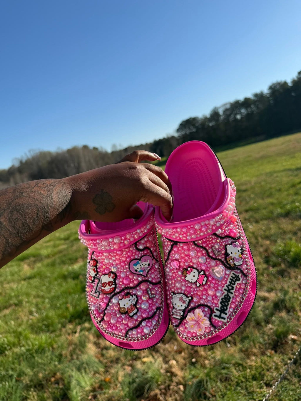 Hello Kitty Crocs