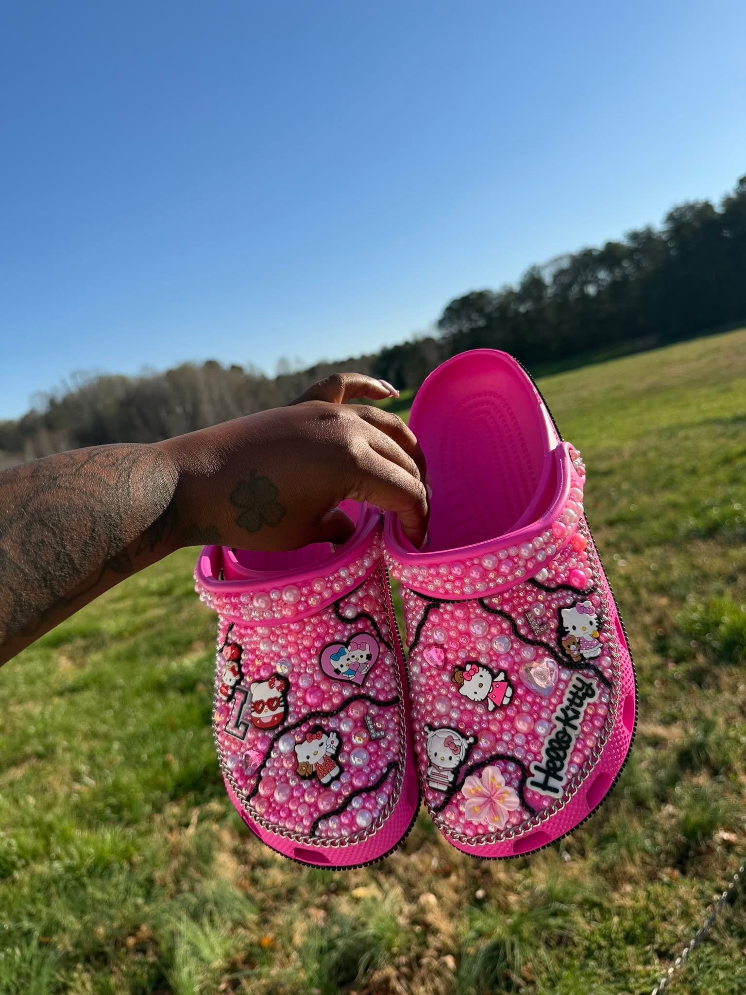 Hello Kitty Crocs