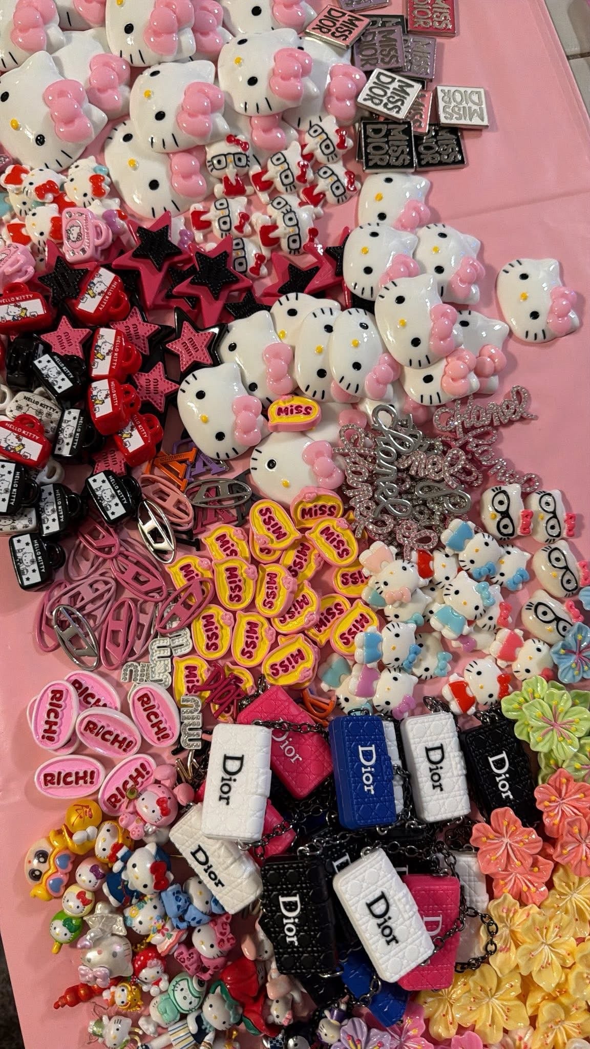 Charm Scoops