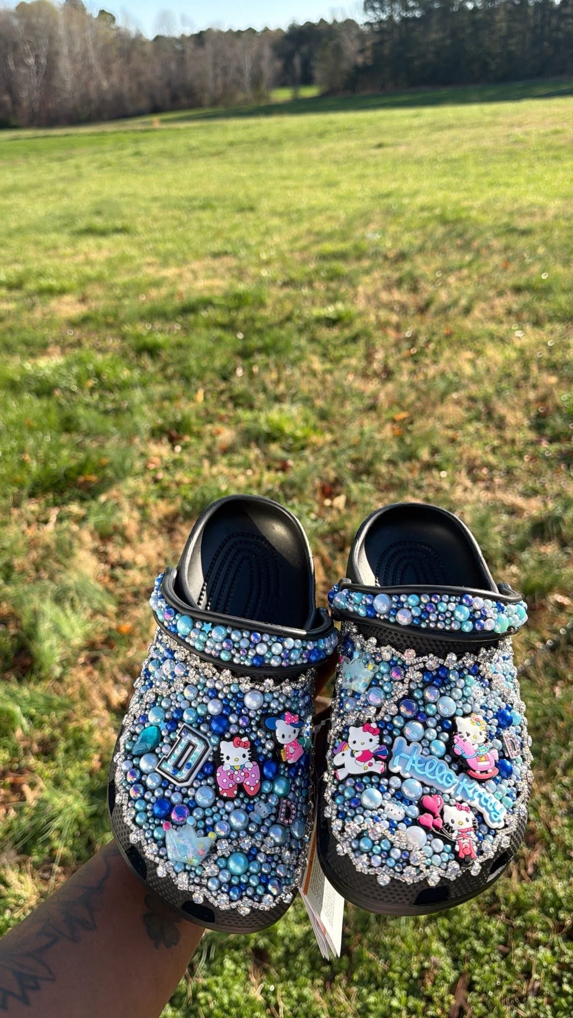 Hello Kitty Crocs