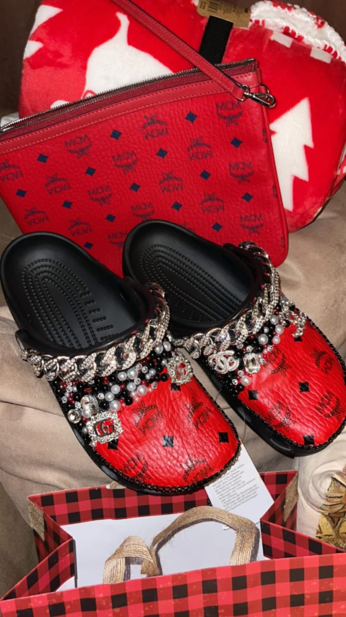 Designer Theme Crocs